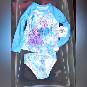 Toddler 3T Frozen Rashguard Swimsuit Nwt